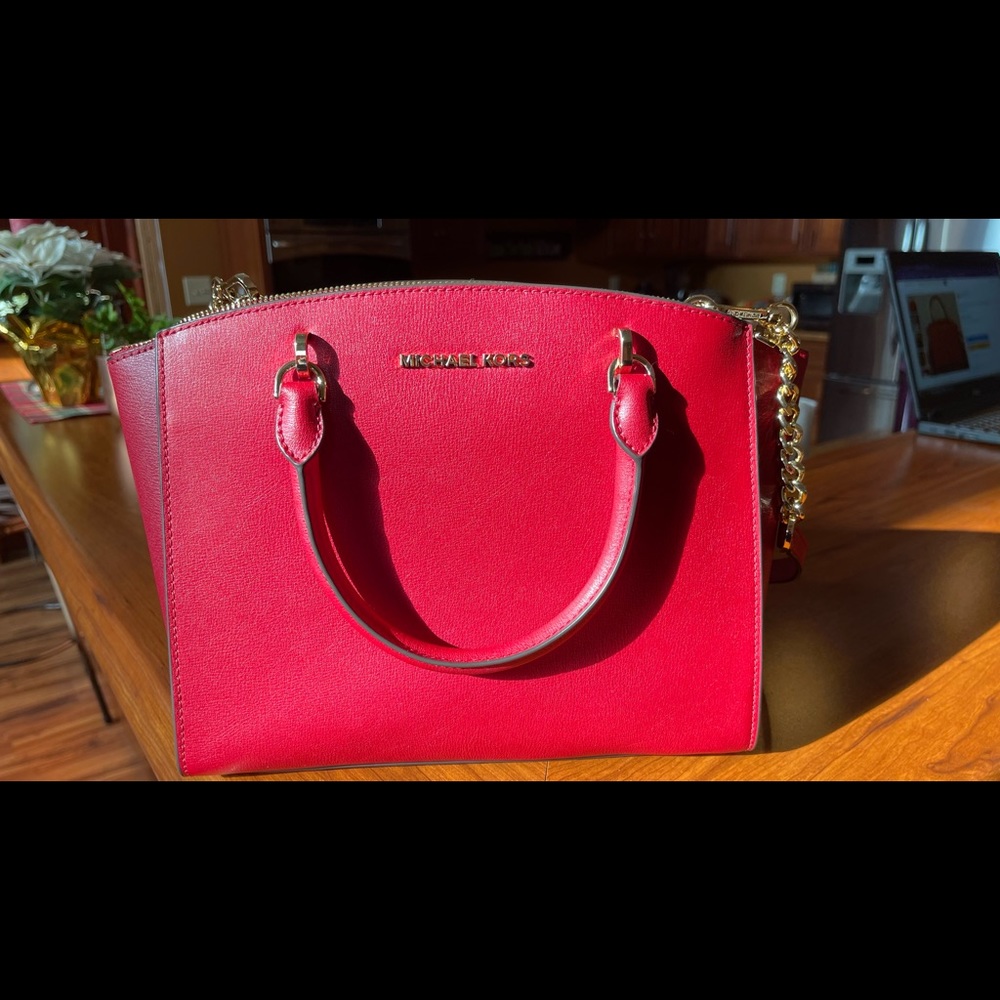 Michael Kors Large Satchel in Scarlet. Tags still on it! Used once